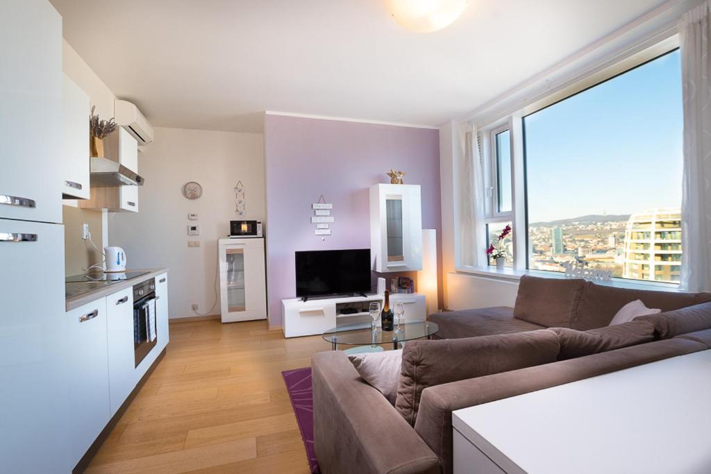 Panoramaview/31Thfloor!/Luxury/Wifi/Parking Bratislava Exterior foto