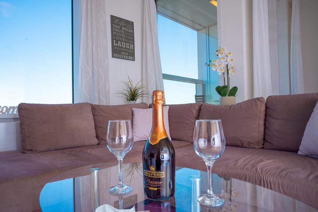 Panoramaview/31Thfloor!/Luxury/Wifi/Parking Bratislava Exterior foto
